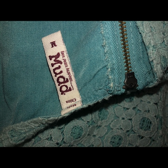 Dress - Picture 3 of 3